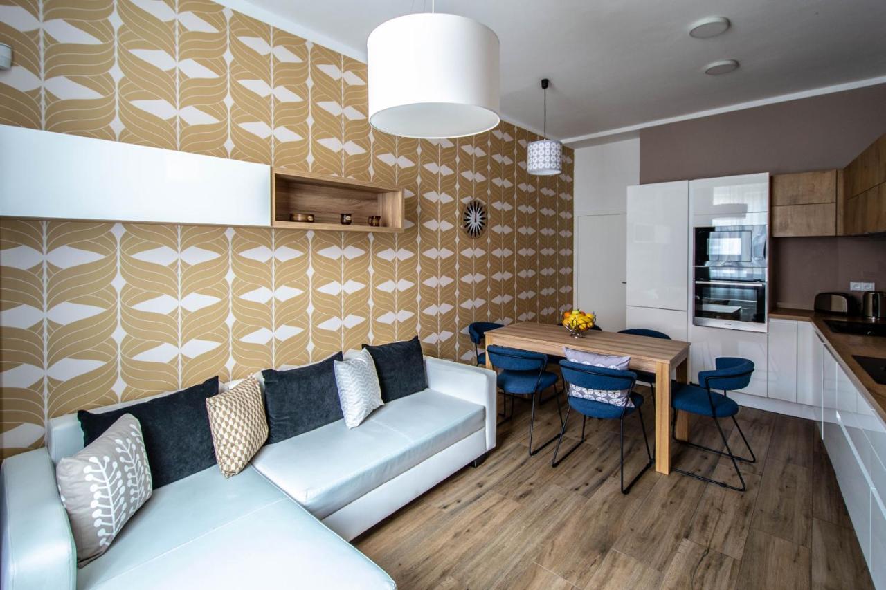 Executive Bright Apt. By Ruterra Praha Eksteriør bilde