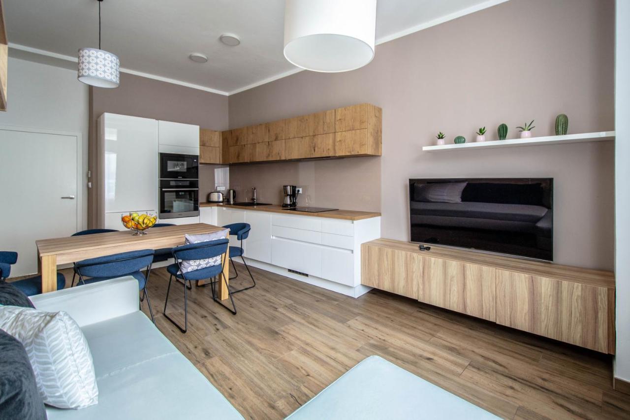 Executive Bright Apt. By Ruterra Praha Eksteriør bilde